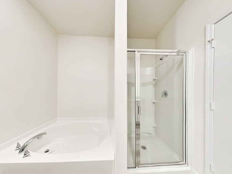 Building Photo - 1021 Claas Wy