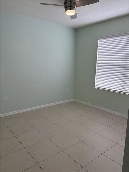 Building Photo - 8216 Bilston Village Ln