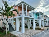 Building Photo - 2646 NE Pelican Wy