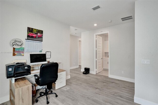 Building Photo - 10795 Oceano Wy