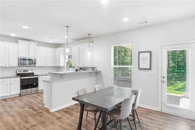 Building Photo - 79 Lantana Crossing