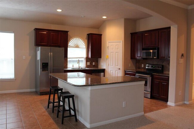 Building Photo - 19227 Countryhills Ct