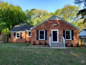 Building Photo - 1003 Echles St