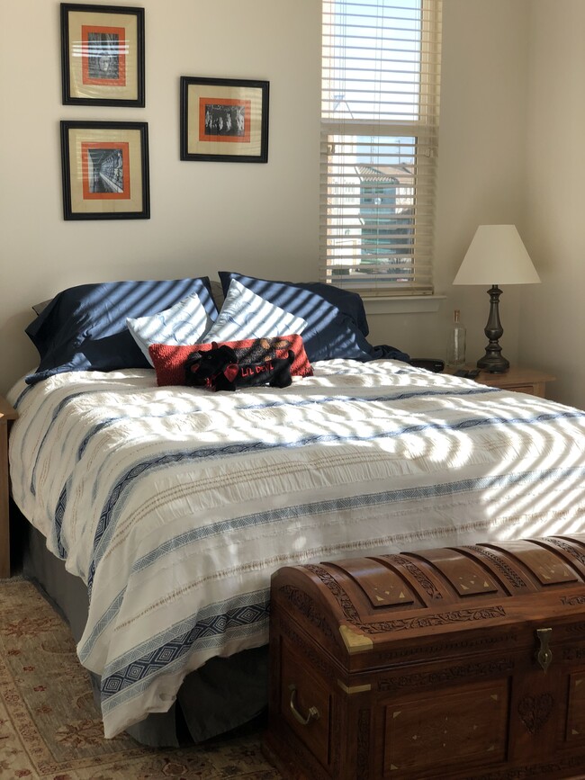 Bedroom with second floor patio and view of the marina - 1558 Clement Ave