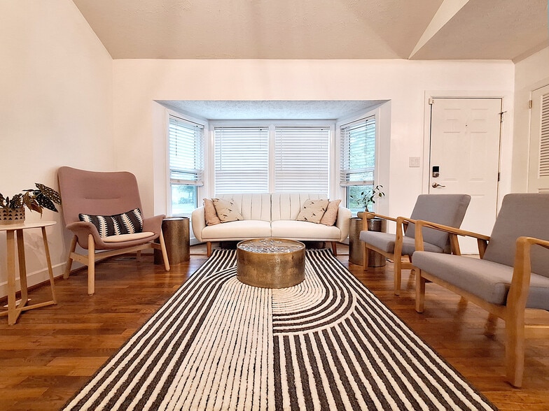 Building Photo - 4125 Peachtree Ave