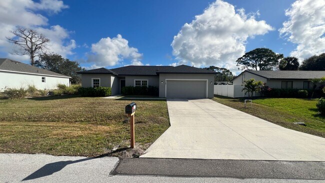 Building Photo - BEAUTIFUL 3 Bedroom, 2 Bathroom Home in Palm Bay!!