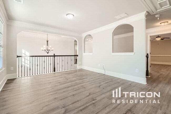 Building Photo - 273 Enfield Ln