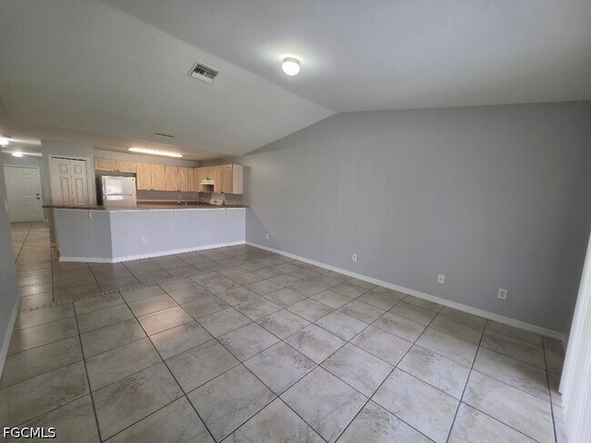 Building Photo - 2408 Joe Ave S