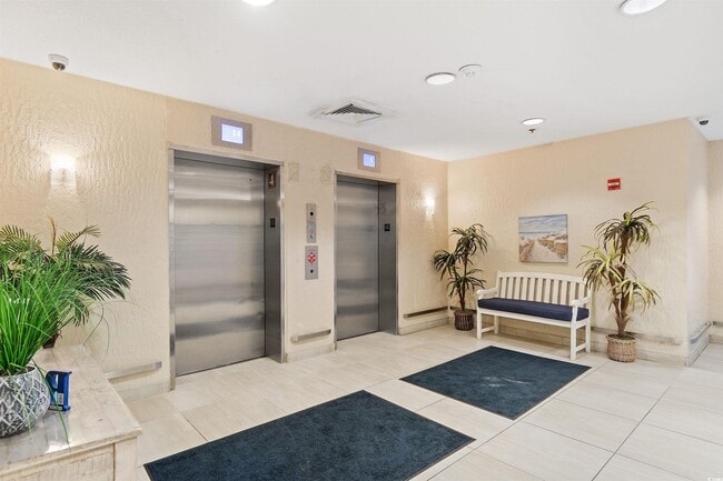 Building Photo - 1625 S Ocean Blvd