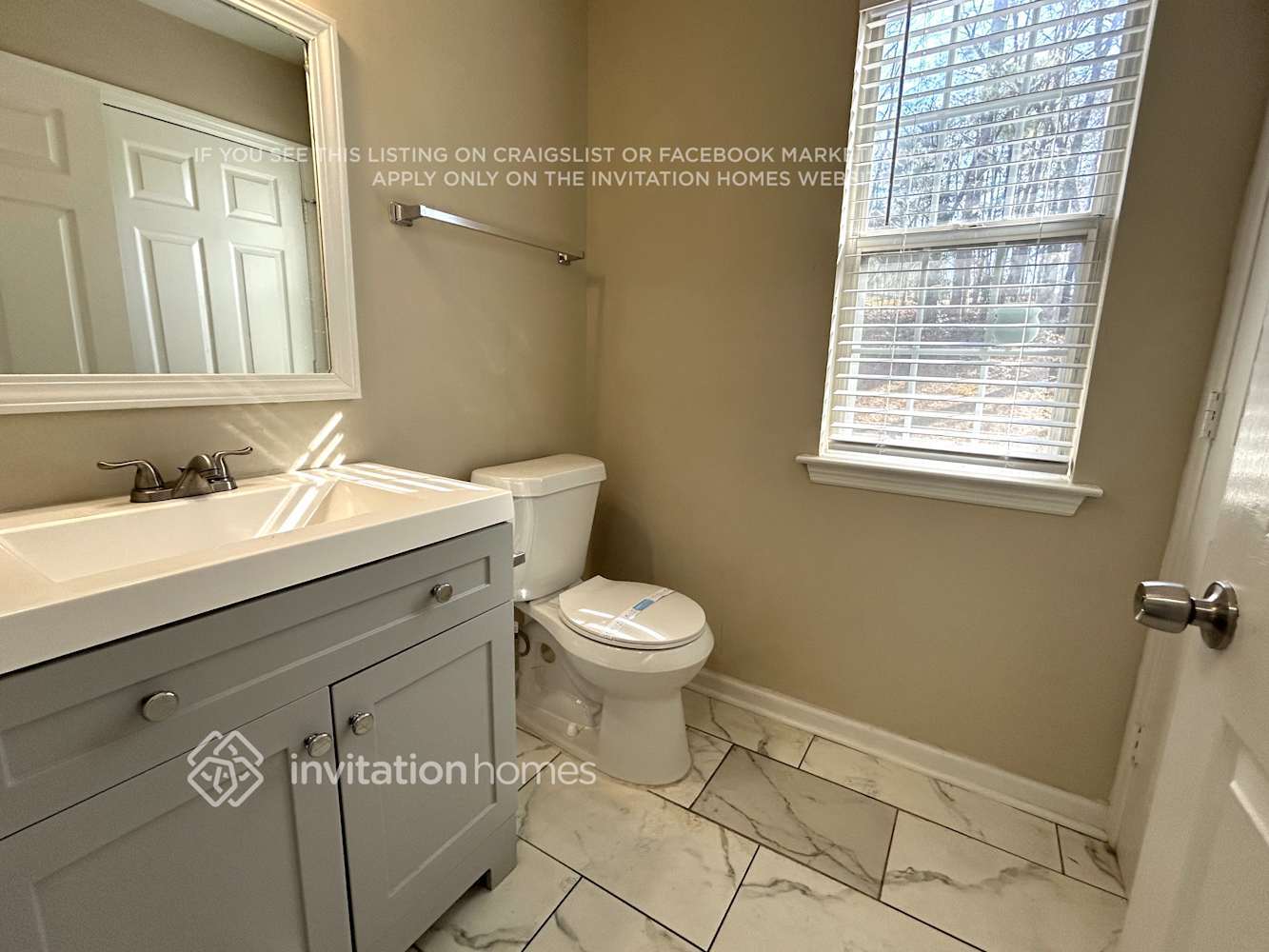 Building Photo - 3863 Creekbank Cove