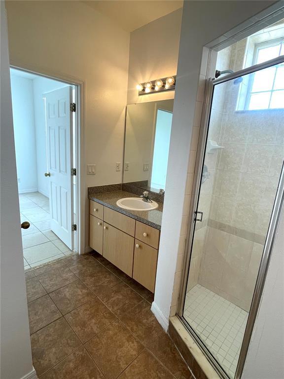 Building Photo - 1156 S Beach Cir