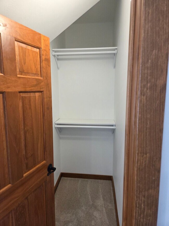 Building Photo - 2904 Parkridge Ave