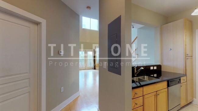 Building Photo - 799 Hammond Drive Unit 425 - Available Now