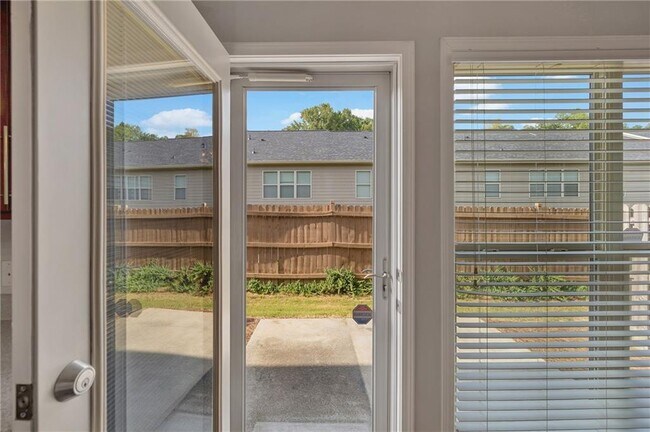 Building Photo - 2187 Oakland Grove Pl
