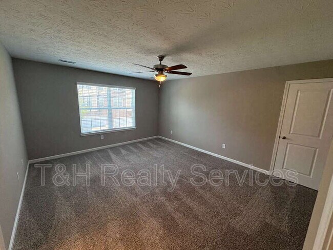 Building Photo - 5657 Brownstone Dr