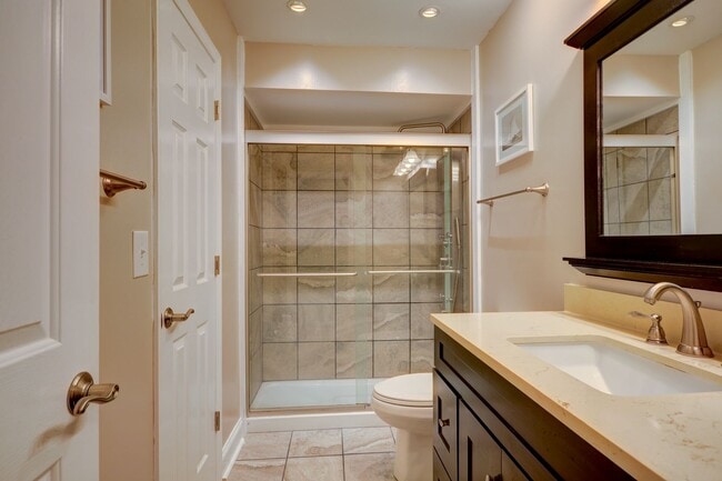 Building Photo - UNBELIEVEABLE VIEWS - Ocean Front OFF SEAS...