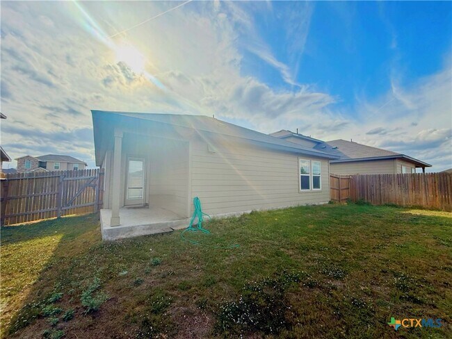 Building Photo - 388 Arbor Hills