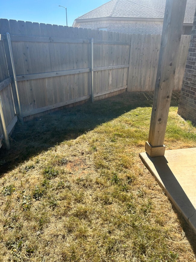 Building Photo - 5517 Lehigh St