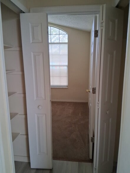 Building Photo - 2563 Davenport Cir