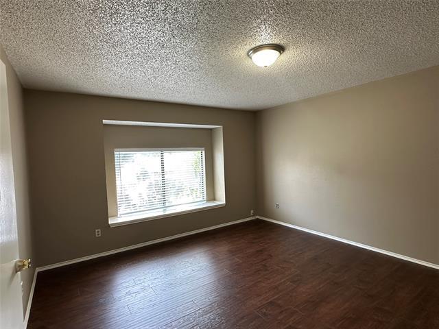 Building Photo - 6109 Cypress Dr