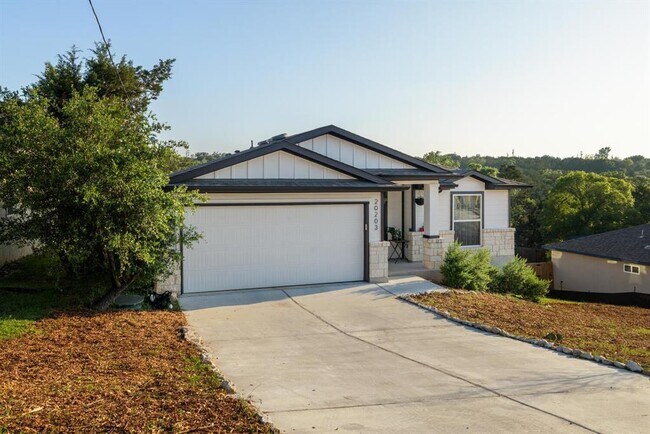 Building Photo - 20203 Lincoln Cove