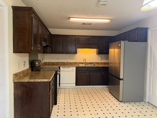 Building Photo - 4422 Blake Cir