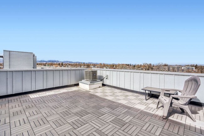 Building Photo - 3101 W 47th Ave