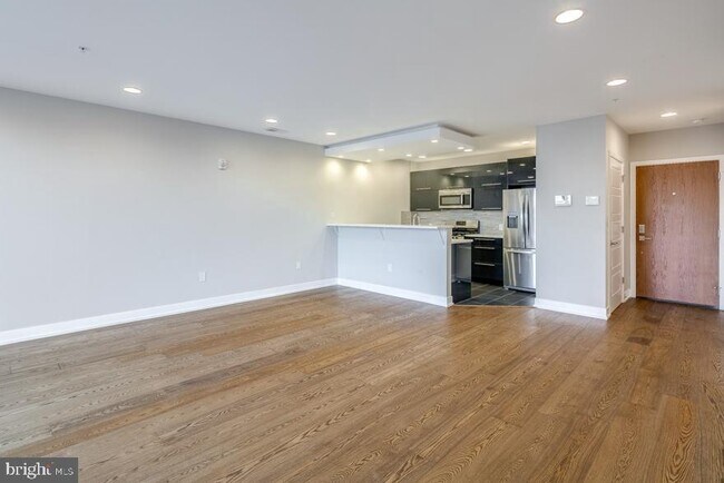 Primary Photo - 820-24 N 3rd St