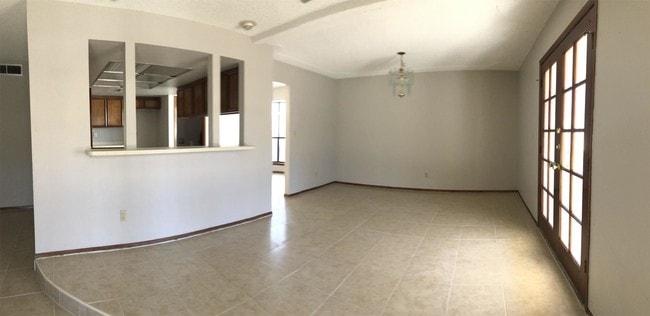 Building Photo - 3424 Running Deer Dr