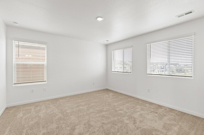 Building Photo - 1508 Higgins Crk Dr