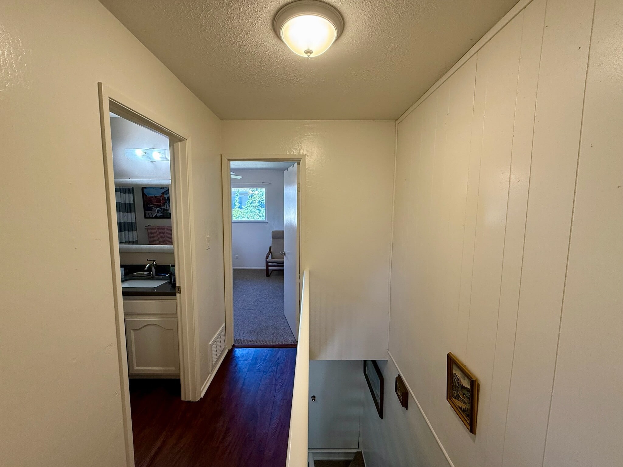 Upstairs hallway - 3150 Landess Ave