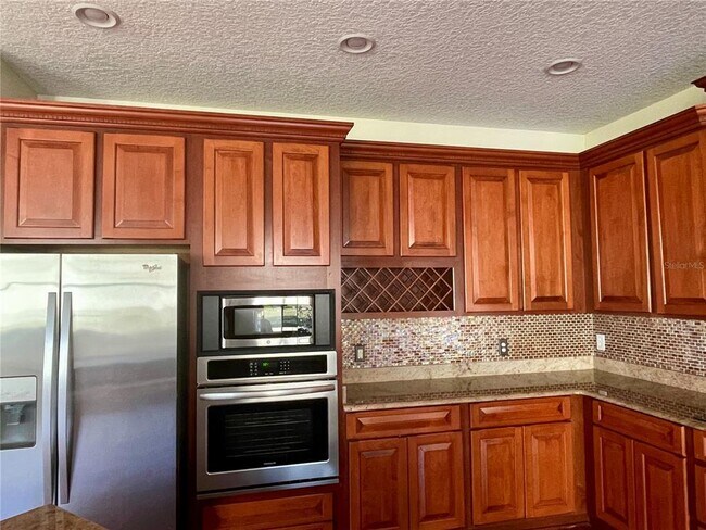 Building Photo - 603 Alfani St