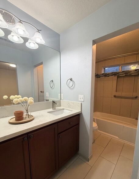 Master Bathroom Attached - 1692 SW 173rd Ter