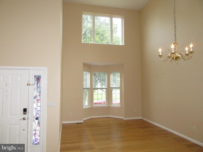 Building Photo - 20 Doolin Bay Dr