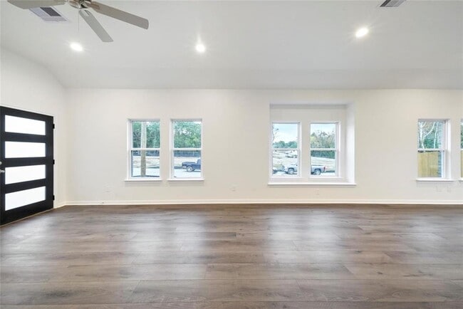 Building Photo - 11703 Eclipse Dr