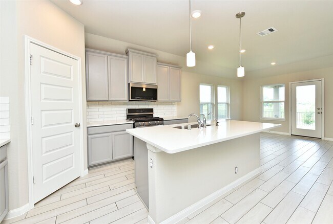 Building Photo - 1214 Oak Barrel Run