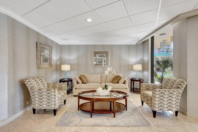 Building Photo - 2800 N Ocean Dr