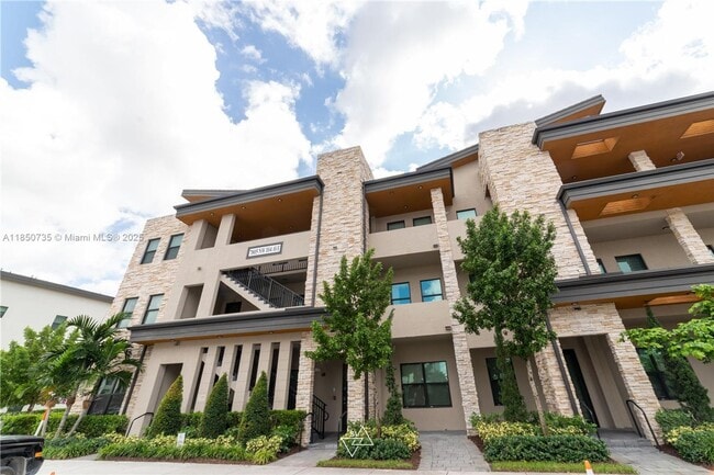 Building Photo - NW 104th Avenue 21, Doral, FL 33178