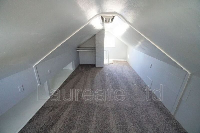 Building Photo - 2235 Iris St