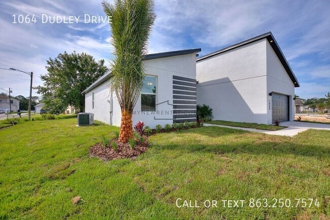 Building Photo - 1064 Dudley Dr