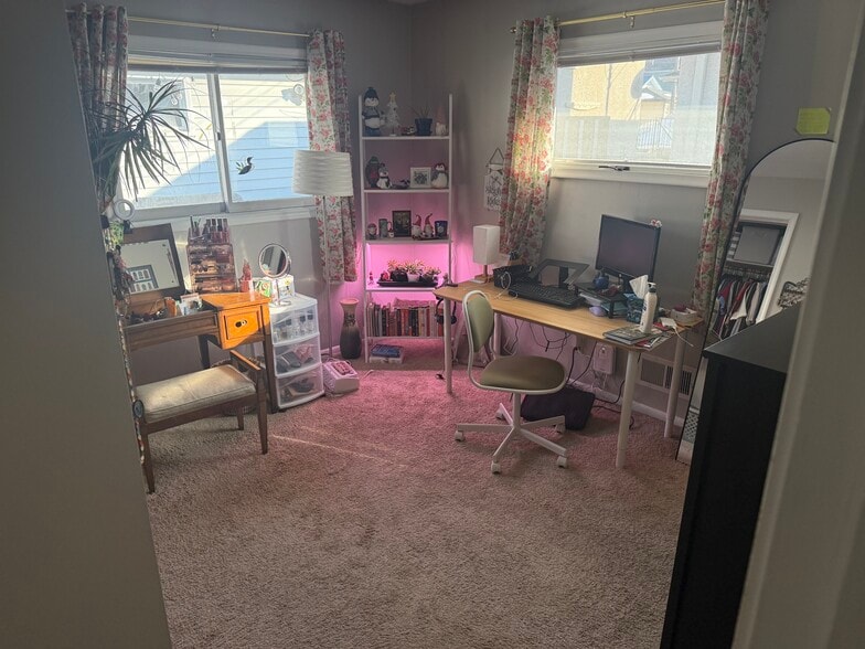 Building Photo - 2515 W 50th St