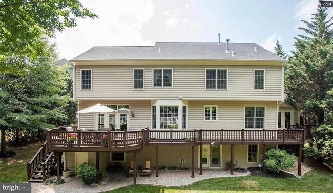 Building Photo - 8931 Falls Farm Dr