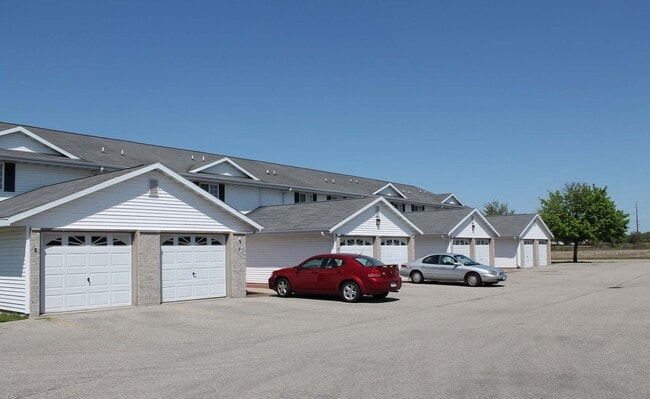 Primary Photo - Two Bedroom Townhouse with Private Entranc...