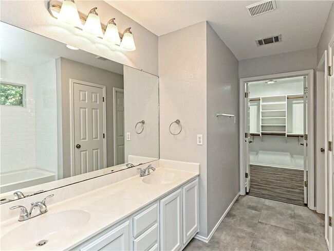 Building Photo - 3512 Texas Topaz Dr