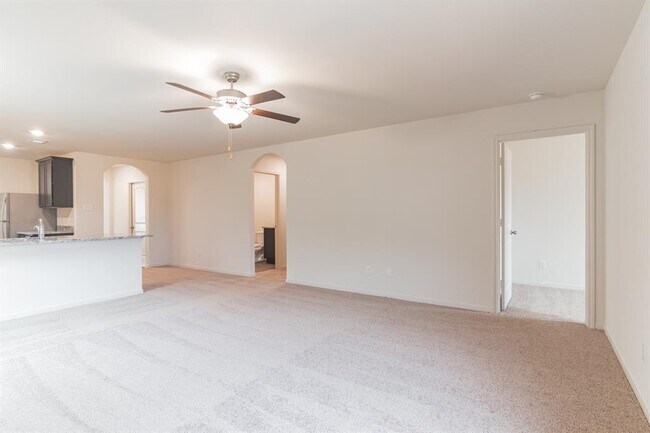 Building Photo - 112 Allington Cir