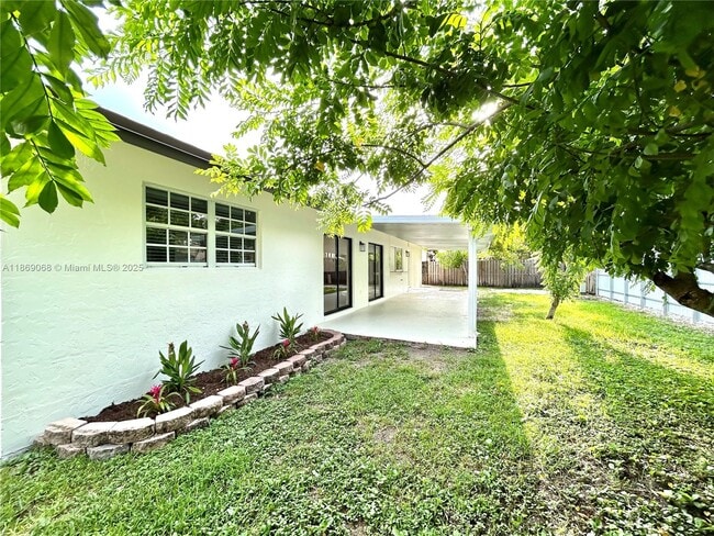 Building Photo - 13971 SW 112th St