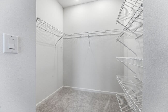 Building Photo - Modern Retreat in Reed’s Crossing