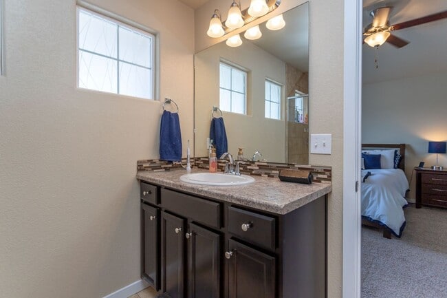 Building Photo - Immaculate 3-Story Home | Comfort, Space &...