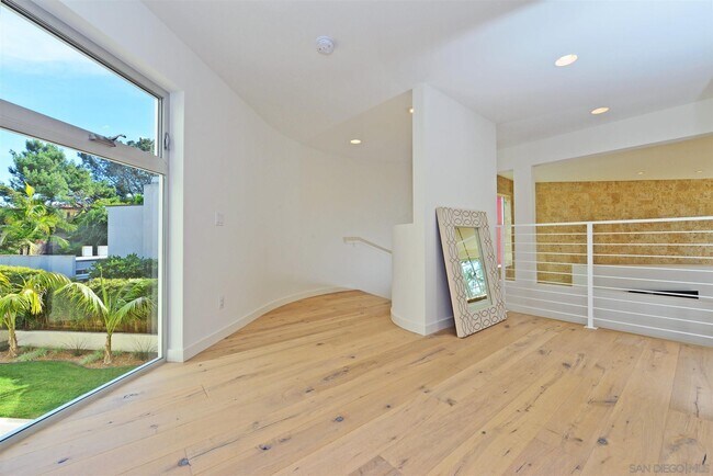 Building Photo - 13721 Pine Needles Dr