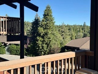 Building Photo - 872 Sierra Vista Dr